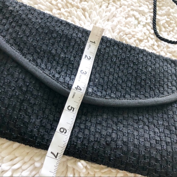 Vintage Black Woven Shoulder Bag - Picture 7 of 11